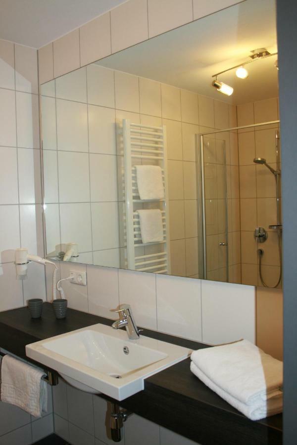 Gasthof Zum Schwanen Kleinostheim Εξωτερικό φωτογραφία